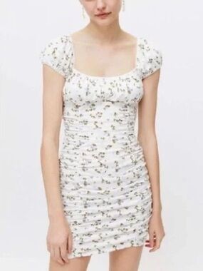 Urban outfitters Women’s floral dress size small